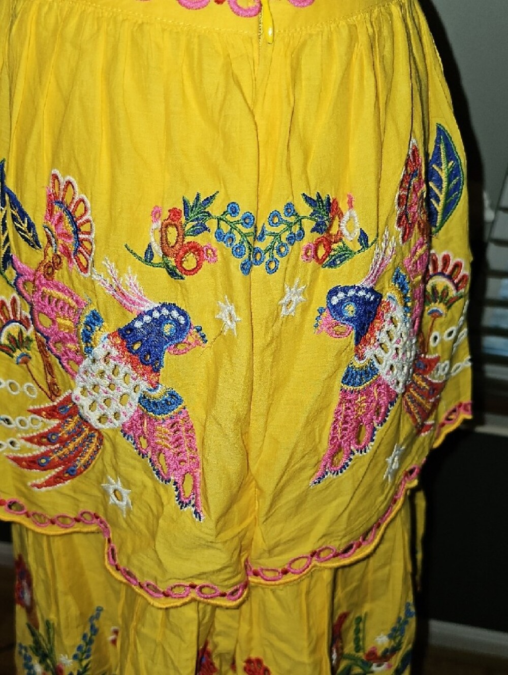 FARM Rio TWO PIECE Marigold Yellow Embroidered V-Neck Tiered Maxi Dress Sz M - Picture 5 of 7